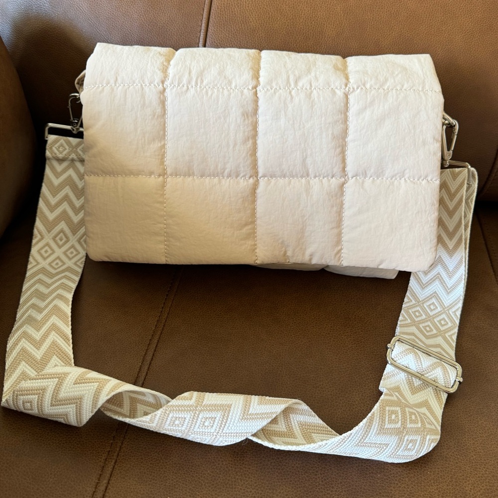 Beige Cluci Puffer Crossbody Bag